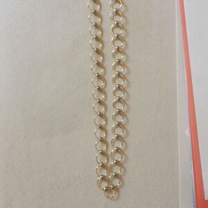 Gold circle necklace